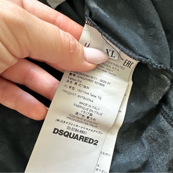 Dsquared2 men Tshirt size XL  Authentic - Picture 4 of 6